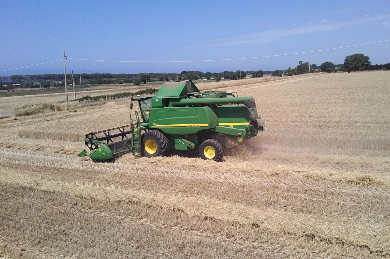 JOHN DEERE T550